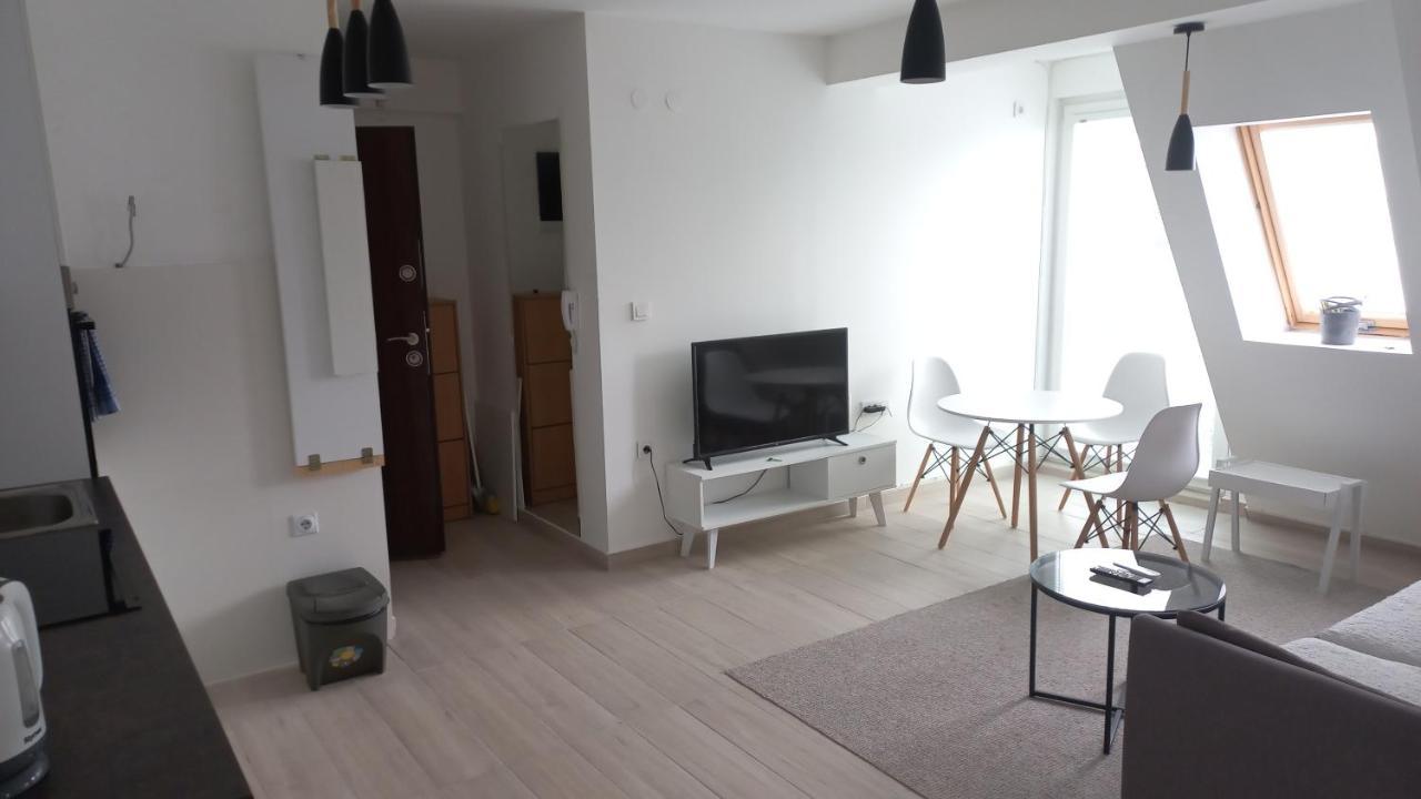 Sunny Apartment Skopje Eksteriør billede